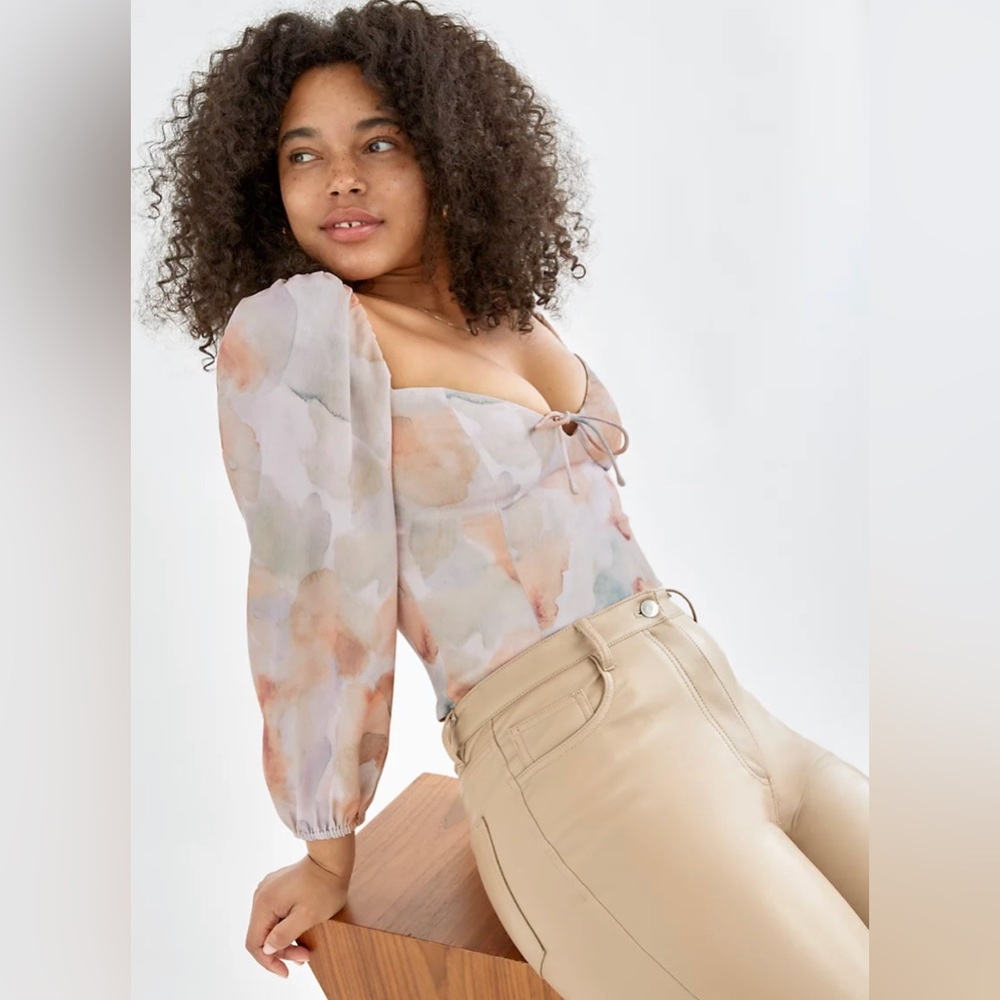Aritzia Wilfred Novella Blouse - Size XS